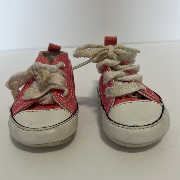 Baby Converse All Star Chuck Taylor Pink Size One - Picture 3 of 9